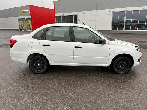 LADA GRANTA  в Тихвин Моторс