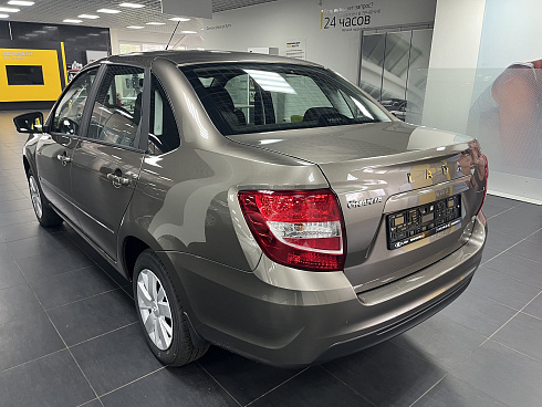LADA Granta седан 1,6 МТ 2026 в Тихвин Моторс