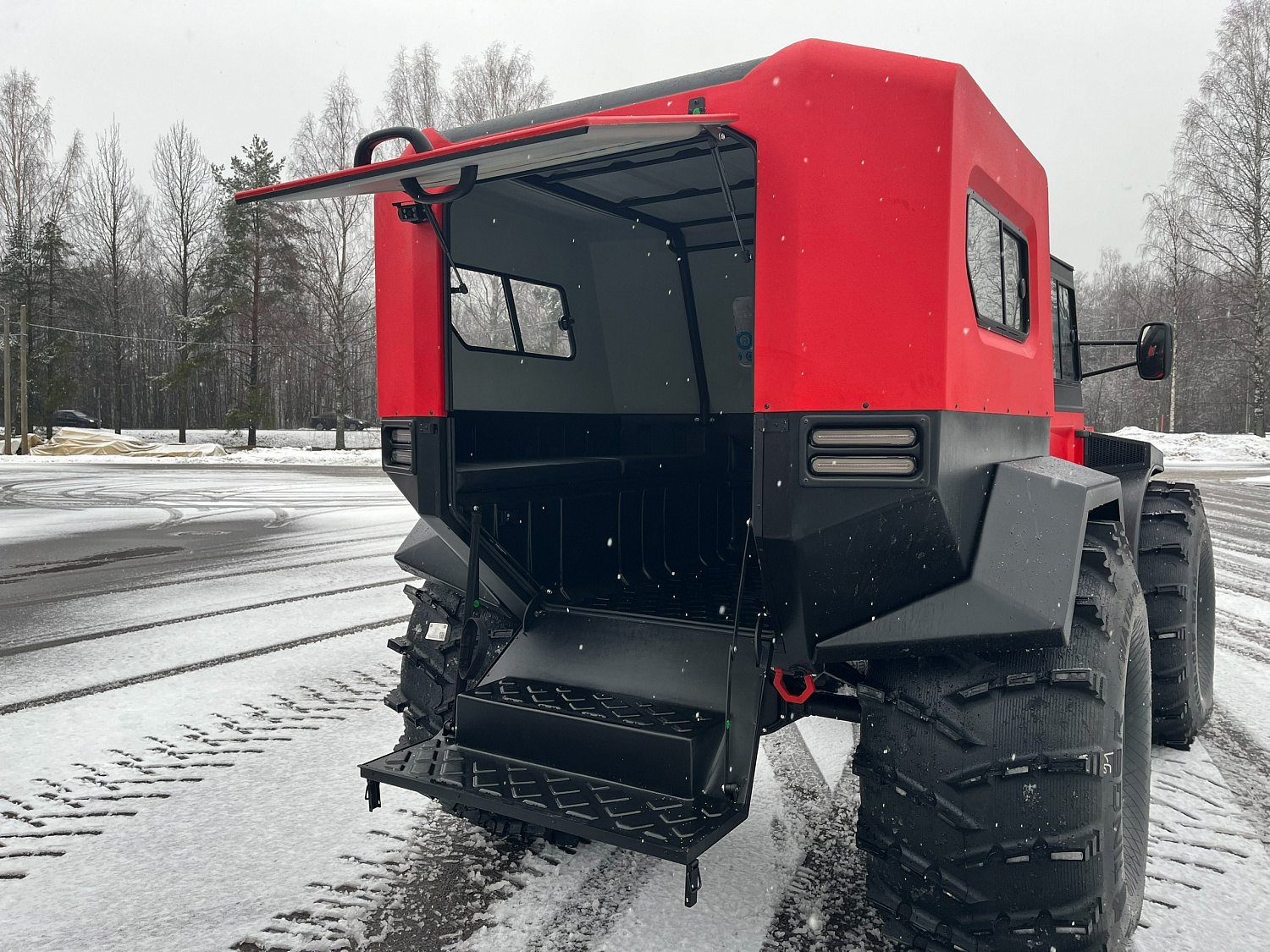 TINGER в Тихвин Моторс