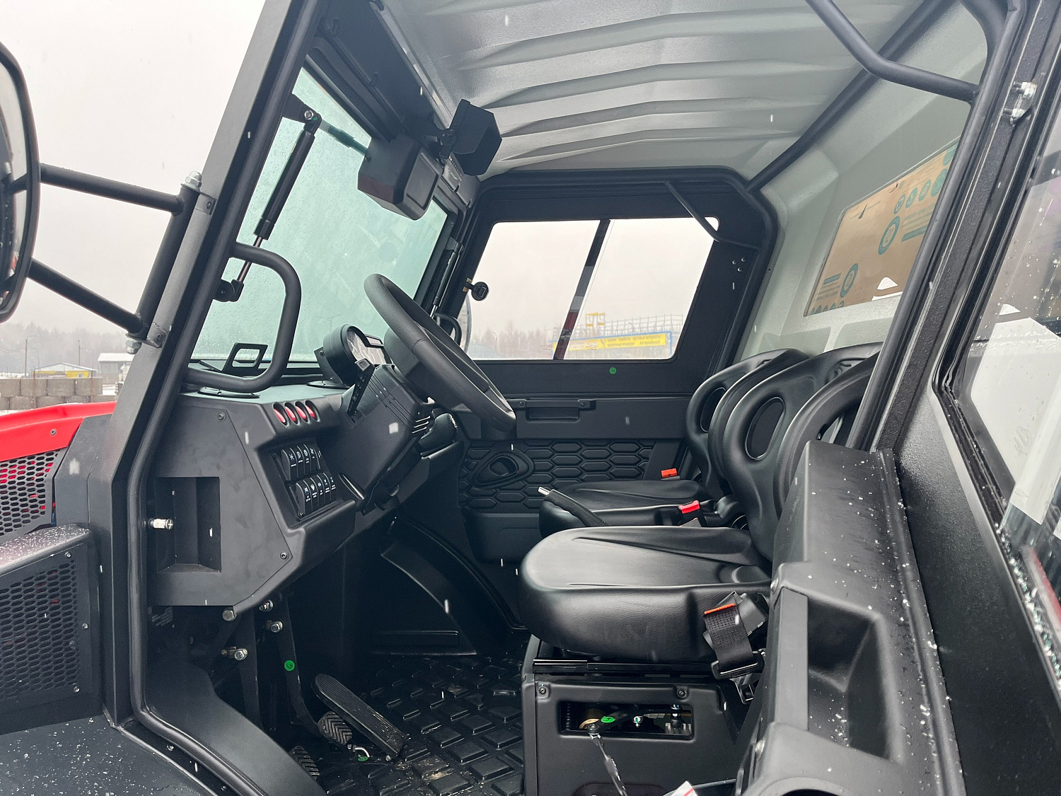 TINGER в Тихвин Моторс